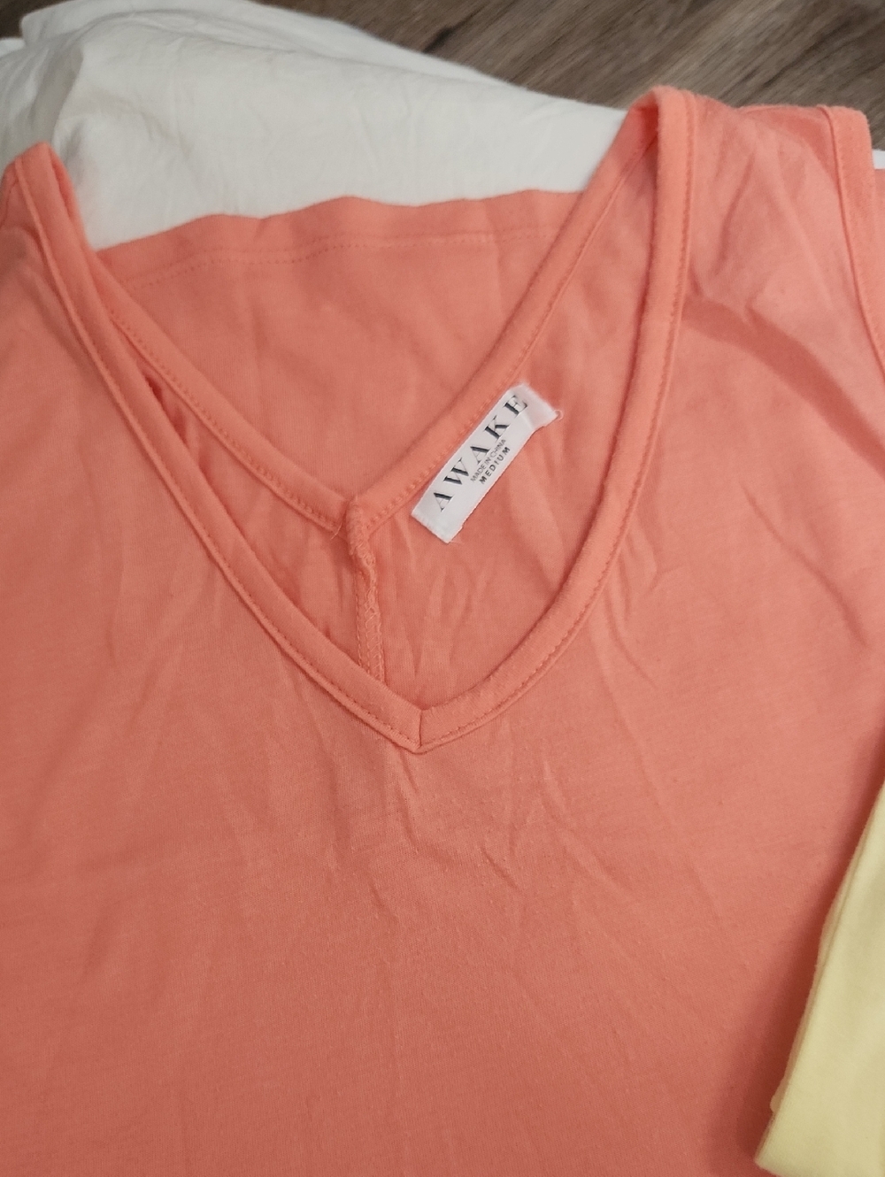 4 lot of womens med tank tops - Picture 2 of 7